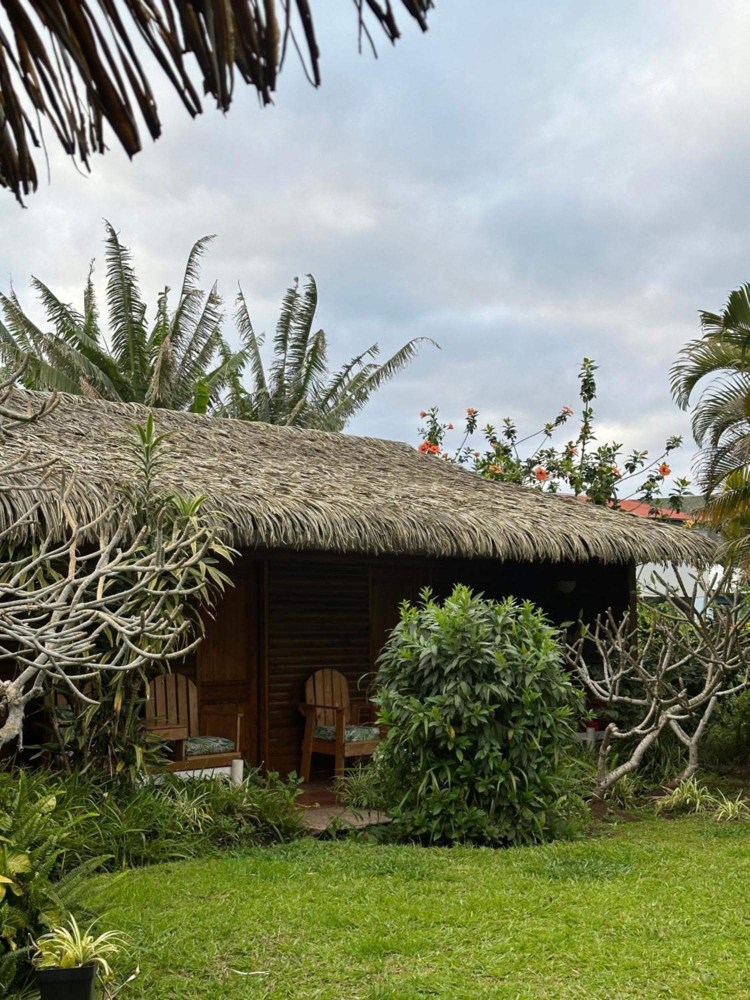 Hare Henua Bed&Breakfast Hanga Roa Esterno foto