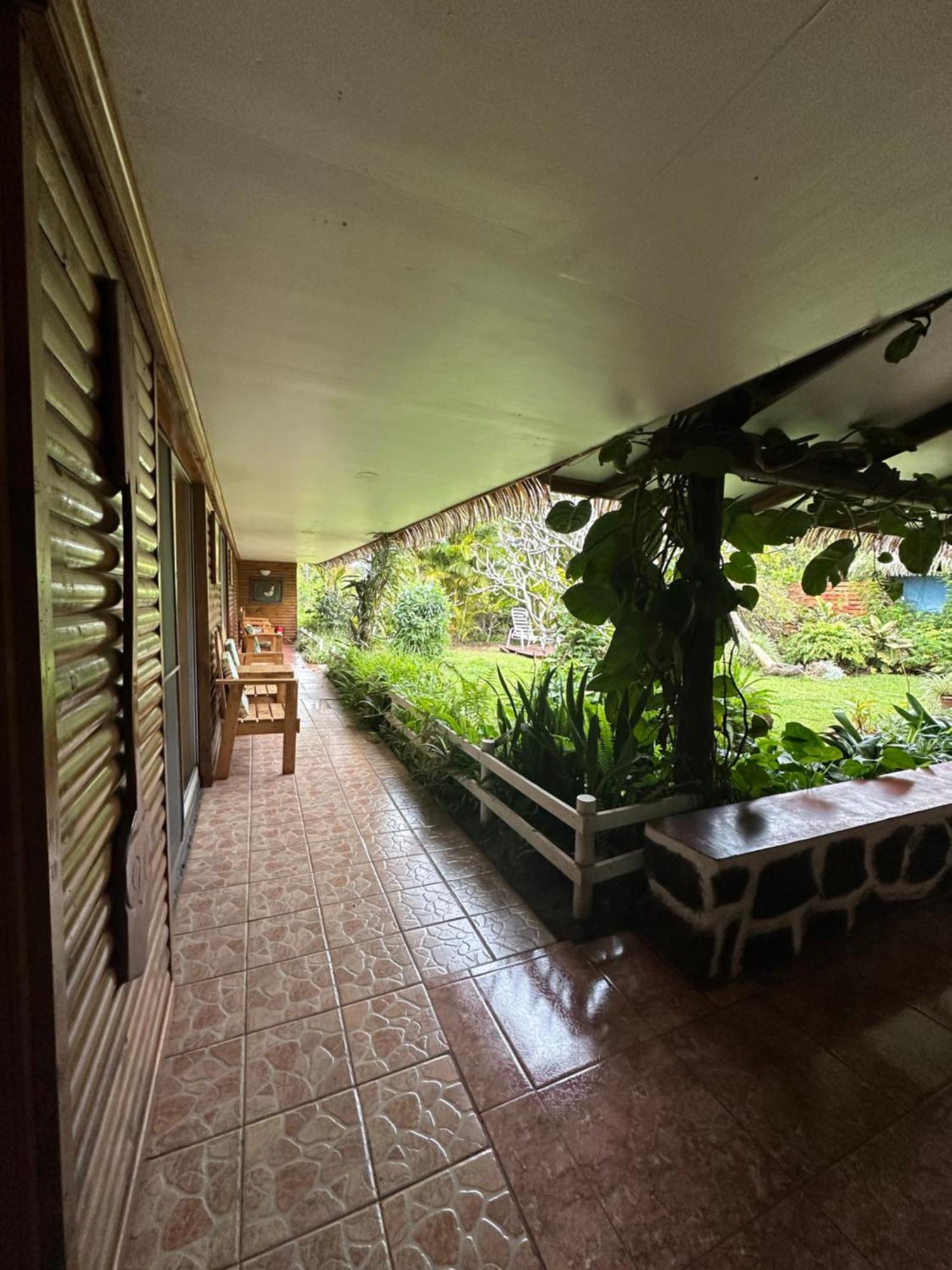 Hare Henua Bed&Breakfast Hanga Roa Esterno foto