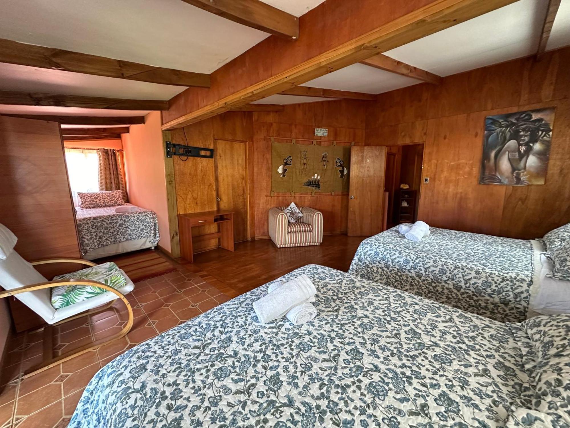 Hare Henua Bed&Breakfast Hanga Roa Esterno foto
